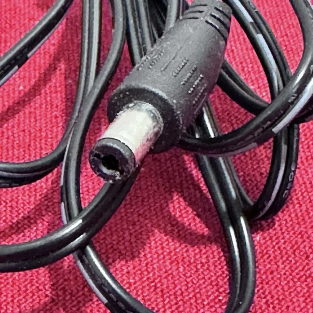 Minger Class 2 AC To DC Power Adapter Model TPQ-228A120150UW01 Output 12V 1.5A